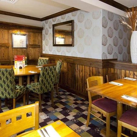 Premier Inn グラストンベリー エクステリア 写真