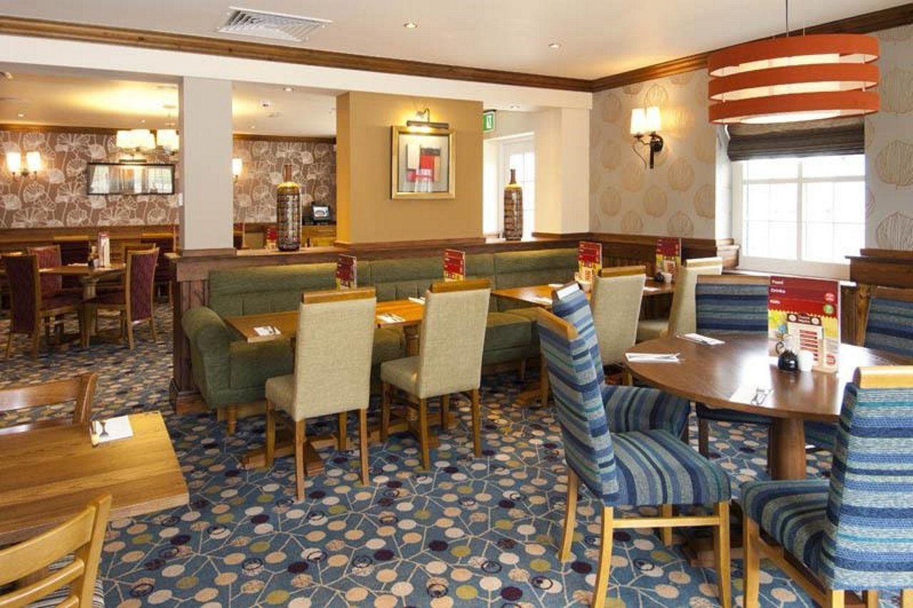 Premier Inn グラストンベリー エクステリア 写真