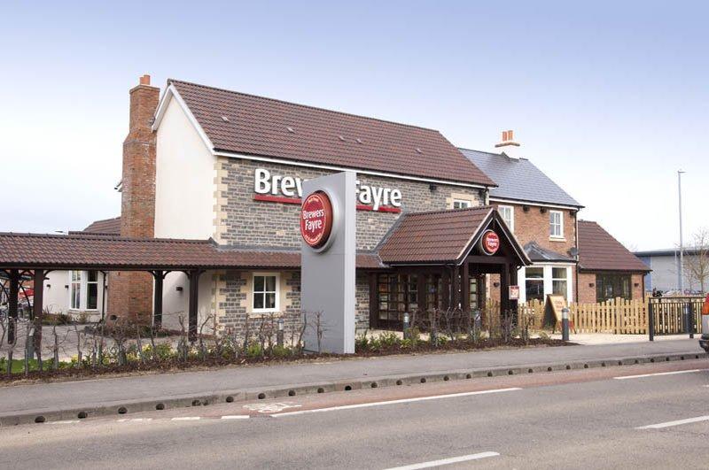 Premier Inn グラストンベリー エクステリア 写真
